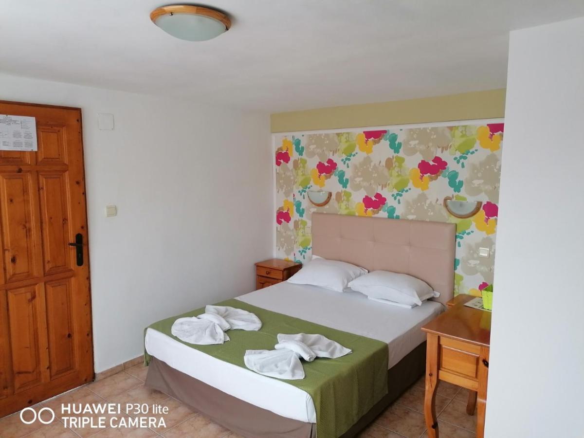 Family Hotel Sofi Sozopol Ngoại thất bức ảnh