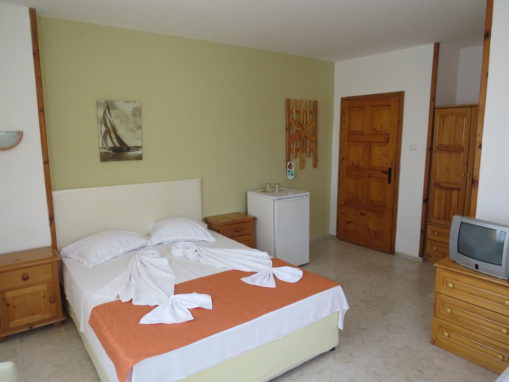 Family Hotel Sofi Sozopol Phòng bức ảnh