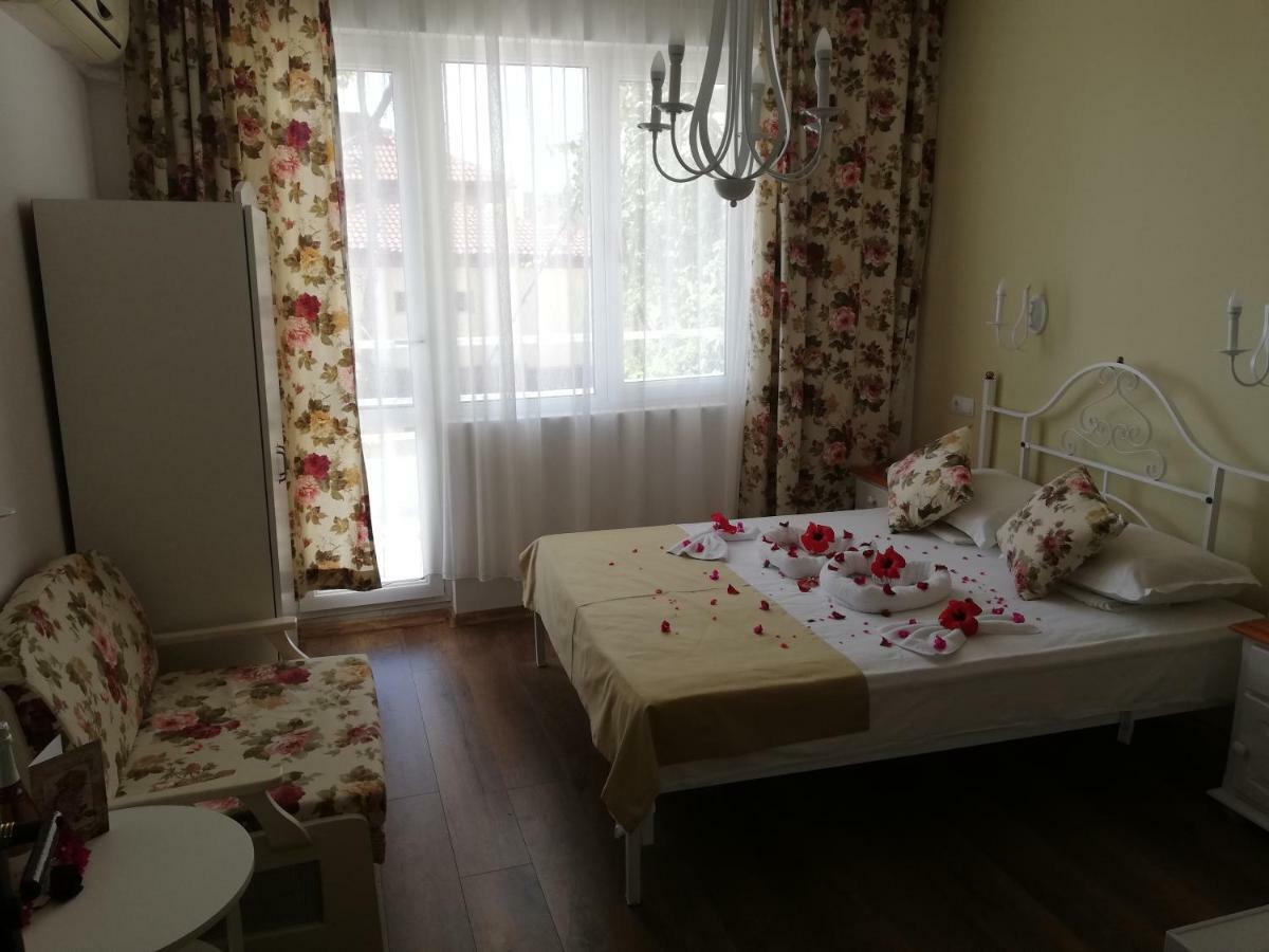Family Hotel Sofi Sozopol Ngoại thất bức ảnh